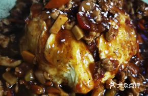 Black Pepper Chicken Omelette Rice