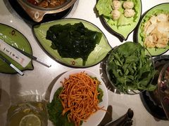 -一叶一世界·素食餐厅(锦华万达店)