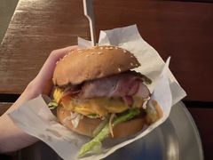 -Ribs & Burgers The Rocks