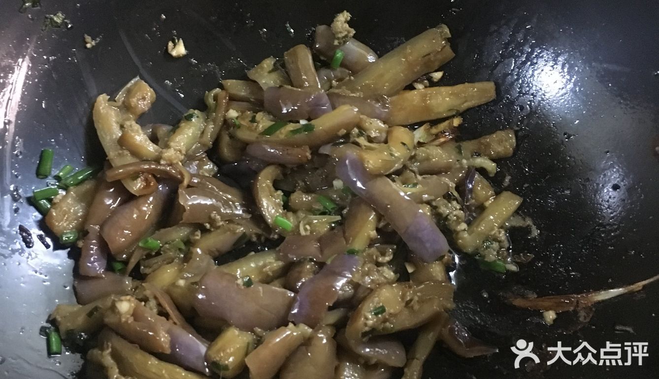 不烧不知道一烧吓一跳，茄子里面竟然有这么多料