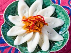 山茶花开-又见炊烟．纳西小院云南菜