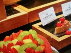 -雍容荟帝王蟹活龙虾展台自助(IFS黑金店)