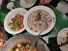 -费大厨辣椒炒肉(太平老街店)