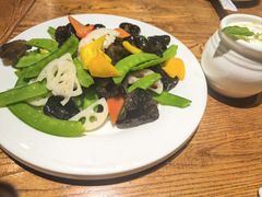 -蒙艾里民族传统菜蒙餐