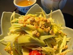 -大头虾越式风味餐厅(光明广场店)