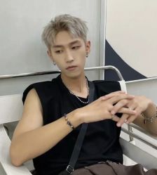 -川和潮人