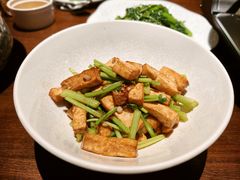 -许爷家·生态湖鲜(徐汇日月光店)