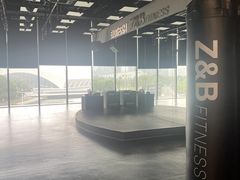 -Z&B Fitness Studio·Gym(前滩L+PLAZA店)