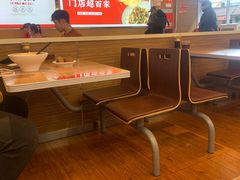 -顺溜·手工刀削面·黑金店(铜锣湾店)