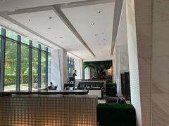 -上海虹桥西郊假日酒店