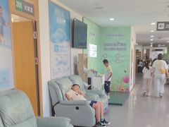 -大连何氏眼科医院