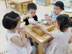 -希溪谷半山街道蒙氏托育(万科公园里校区)