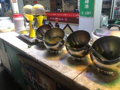 自助调料区-盐禾堂海南屯昌香草鸭(总店)