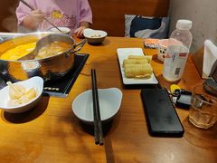 -呷哺呷哺(松北万象汇店)