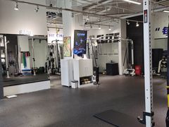-汗水空间私教健身连锁(SM广场店)