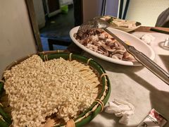 -尚尚仙·酸汤猪手·猪肚鸡火锅(华联万柳购物中心店)