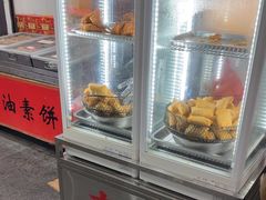 -胡荣泉