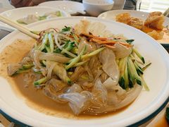 东北七彩大拉皮-关东小磨东北菜(上海长风大悦城店)