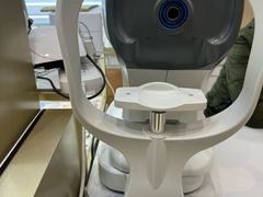 -美式眼镜·授权蔡司.依视路.尼康.豪雅.明月(南翔印象城店)