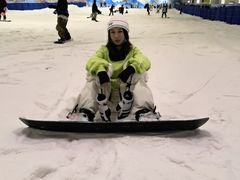 -乔波室内滑雪场
