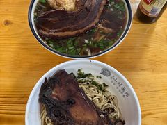 -小龙大肉面馆