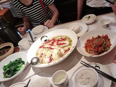 -江渔儿酸菜鱼(映月湖环宇城店)