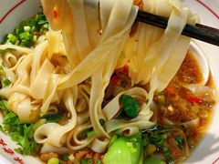 泡椒鸡杂米粉-呷佬·长沙手工米粉(金沙江路店)