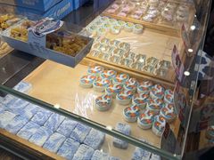 -昆明冠生园·蛋糕·面包(南强街店)