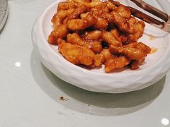 -海派美食·家宴海鲜青岛菜·石锅鲽鱼头(东方城店)