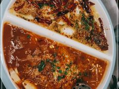 -姚姚酸菜鱼·金戈戈香港豉油鸡(喜荟城联名店)
