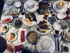 -雍和会海鲜姿造自助(湖东路店)