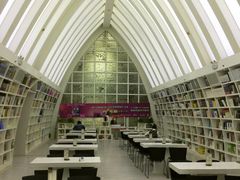 -钟书阁(松江泰晤士小镇店)