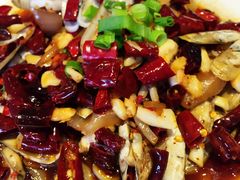 -赶海部落海鲜城(海阳路店)