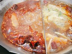 -湊湊火锅·茶憩(南京东路悦荟店)