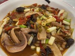 -洪霞餐馆·川菜·鲜货现炒(两江春城店)