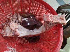 -标记美食新鲜猪杂(兴南大道店)