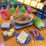 一碗有很多牛肉的红烧牛肉面