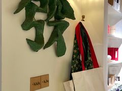 -LADY FAFA(巨鹿路陕西南路路口店)