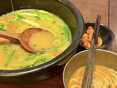 -银米·云南传统过桥米线(双廊黑金冠店)