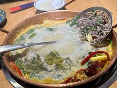 -洱火云南酸菜牛肉火锅(石景山当代商城店)