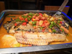 -令狐冲·炭烤活鱼(宝龙店)