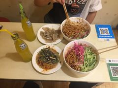 -黑八私房老北京炸酱面