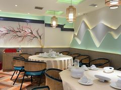 -小桃红·东北菜·春饼烤鸭(南阳湖街店)