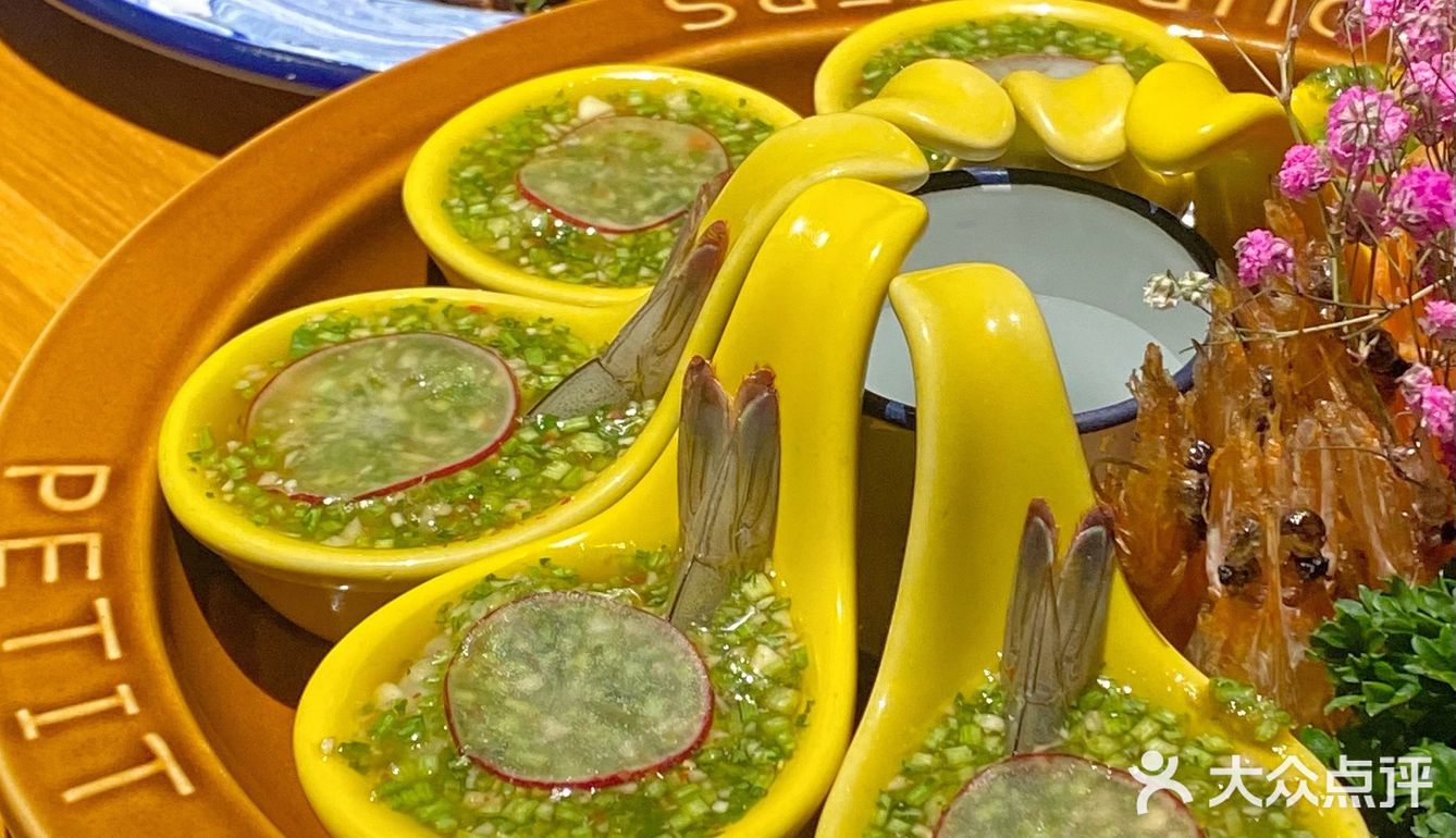 武汉想吃泰餐一定认准这家！虾饼拍手叫绝啊！