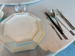 餐具摆设-世博源公馆·本帮融合菜·主题包厢·江景餐厅