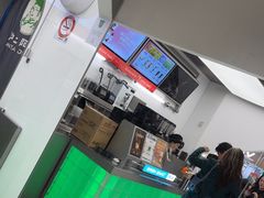 -沪上阿姨·臻选茶饮(上海环球港店)