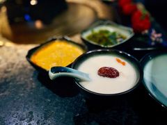 -湊湊火锅·茶憩(新中关购物中心店)