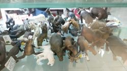 -百荣二期玩具城