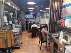 大堂-荔银肠粉(广州天河华利路店)