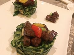 脆瓜炒雪花牛肉粒-香云轩·顺德菜(香云纱园林酒店店)